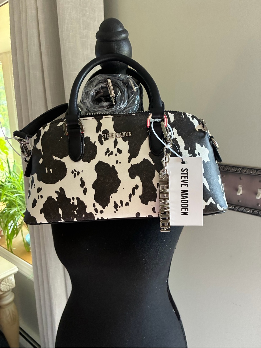 Steve Madden Black & White Cowprint Dome Satchel Or Crossbody